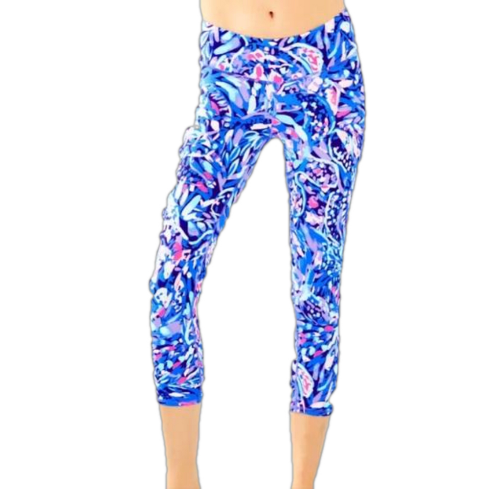 Lilly Pulitzer Party Wave Weekender Luxletic Cropped Legging